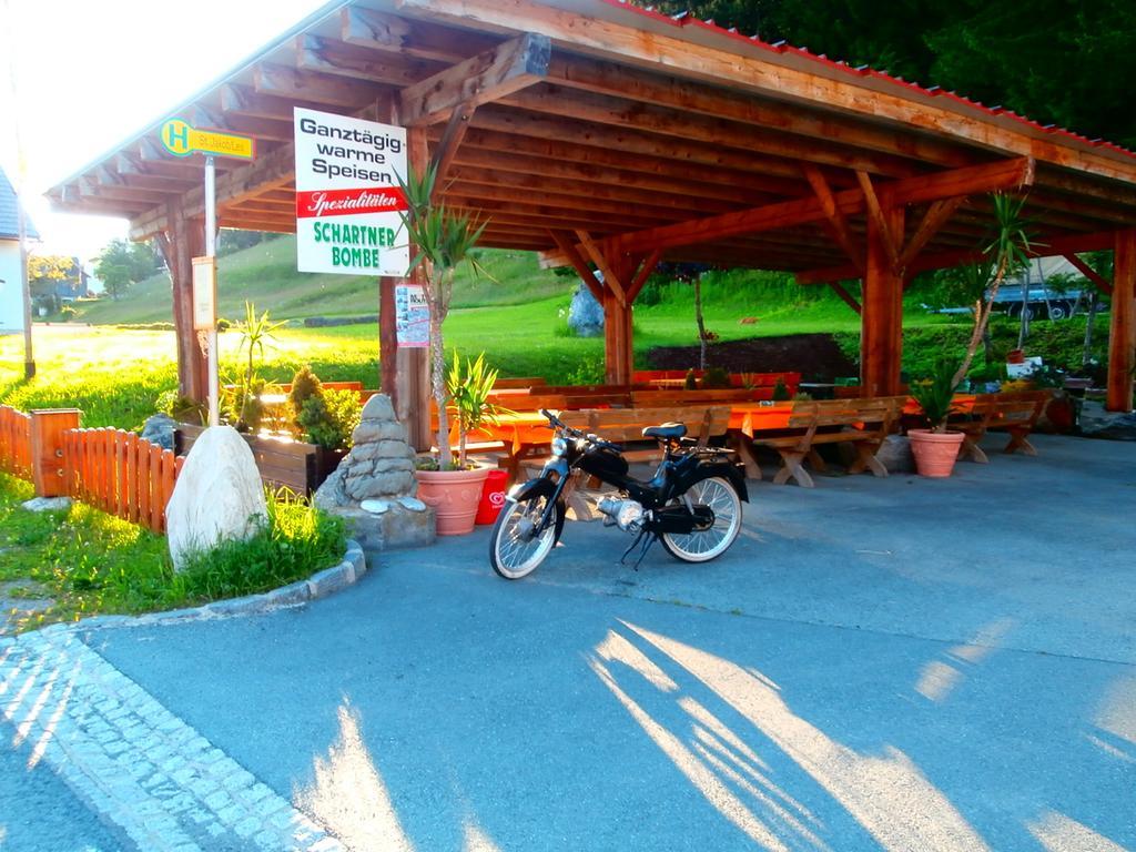 Gasthof Zum Loewen Sankt Jakob im Lesachtal Luaran gambar