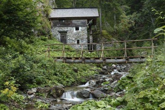 Gasthof Zum Loewen Sankt Jakob im Lesachtal Luaran gambar